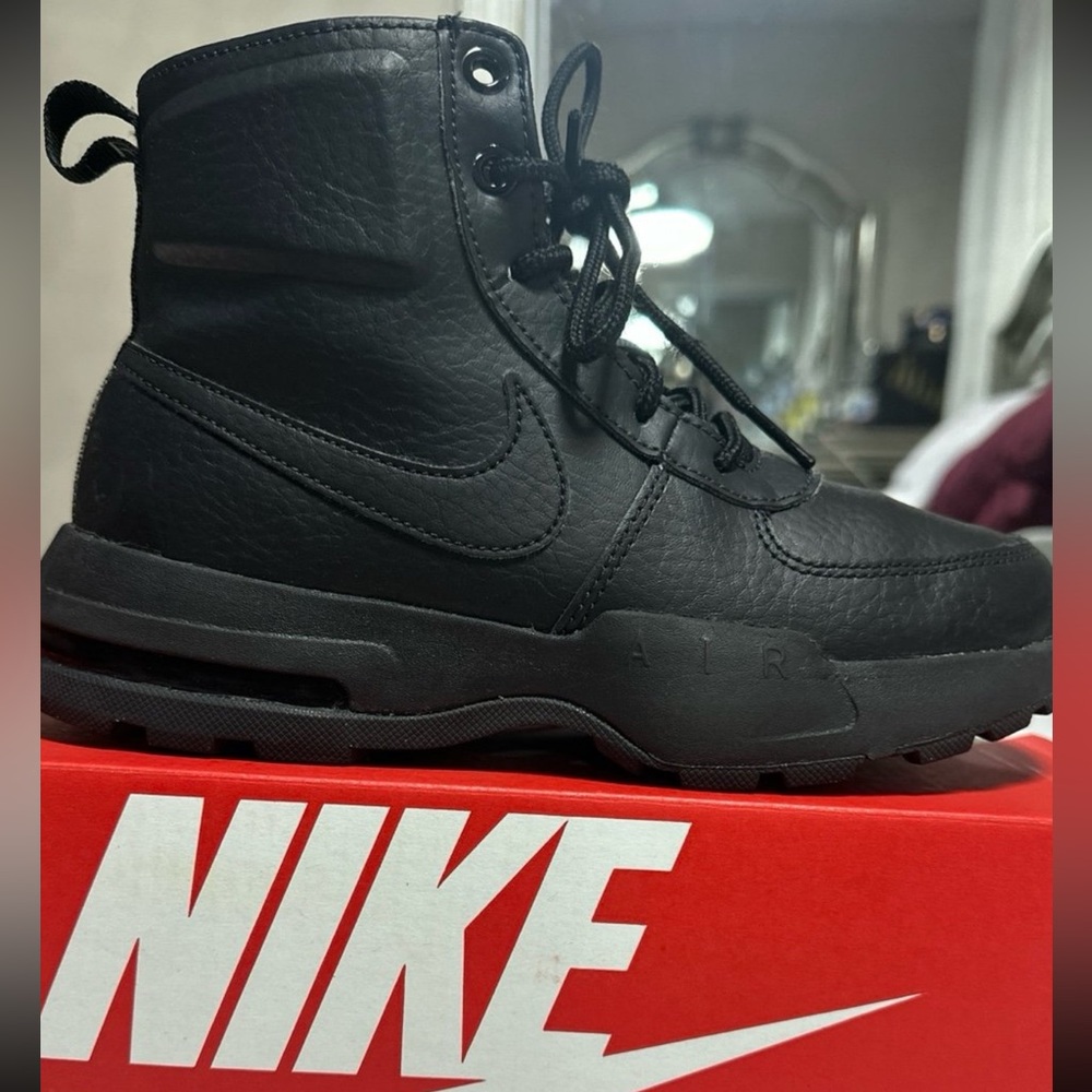 Nike Goaterra 2.0 boots